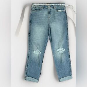 Levis Premium WEDGIE Fit Jeans Womens 31 Blue Distressed High Rise Straight Leg